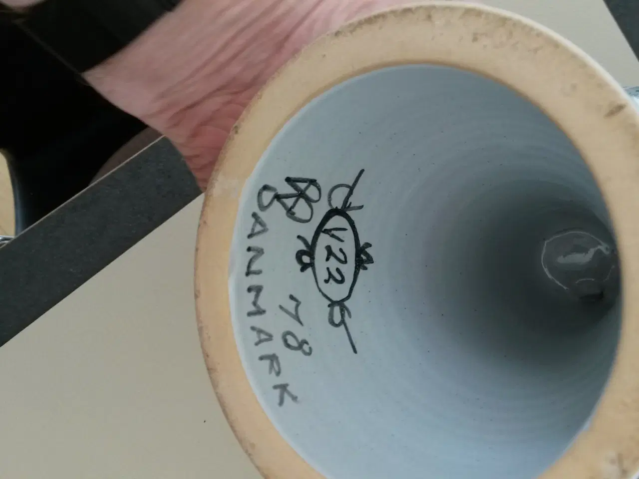 Billede 3 - bjørn wiinblad opsat-vase højde 44cm i grø og rosa