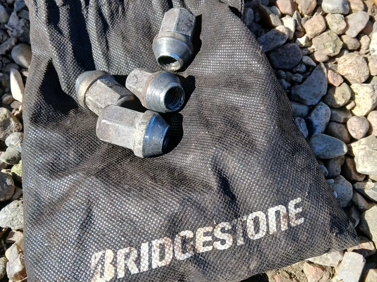 Billede 12 - Som nye Alufælge med vinterdæk .....