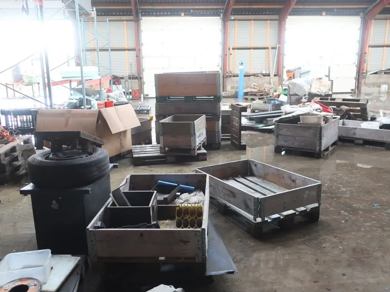 Billede 1 - Div. Paller, pallerammer, reservedele, varelager m.m.