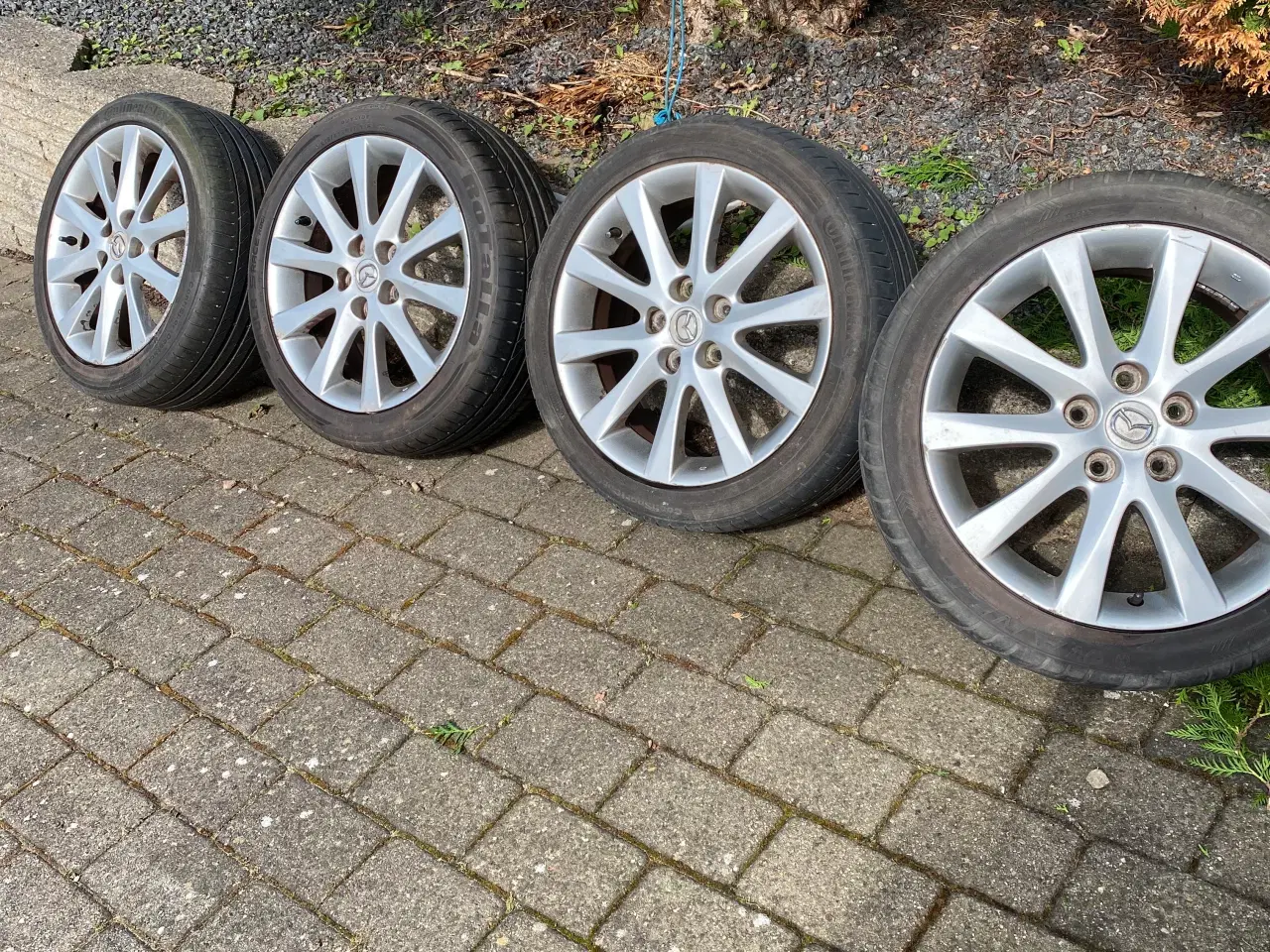 Billede 7 - Alufælge med dække til Mazda 626