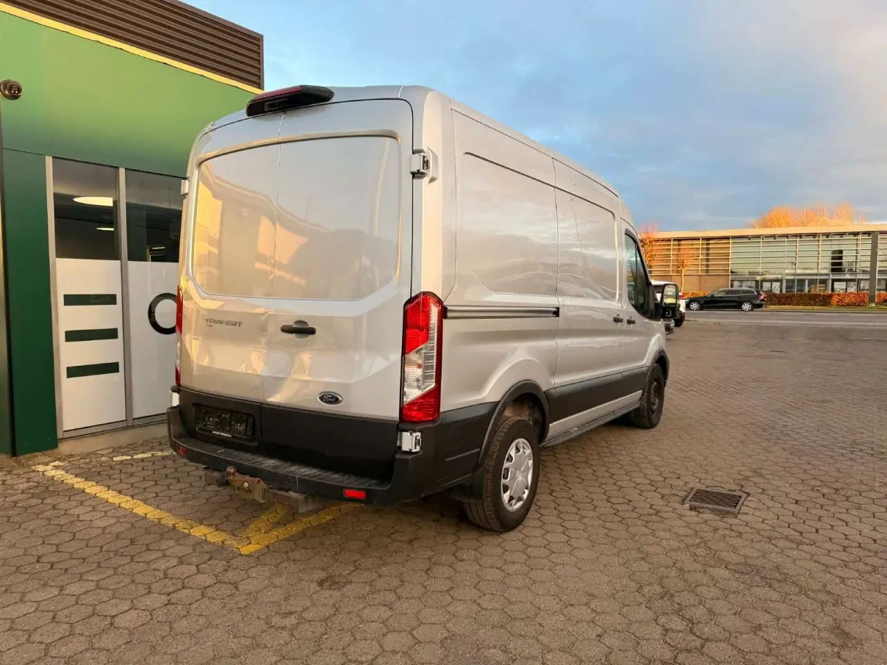 Billede 3 - Ford Transit 350 L2 Van 2,0 TDCi 130 Trend H2 FWD