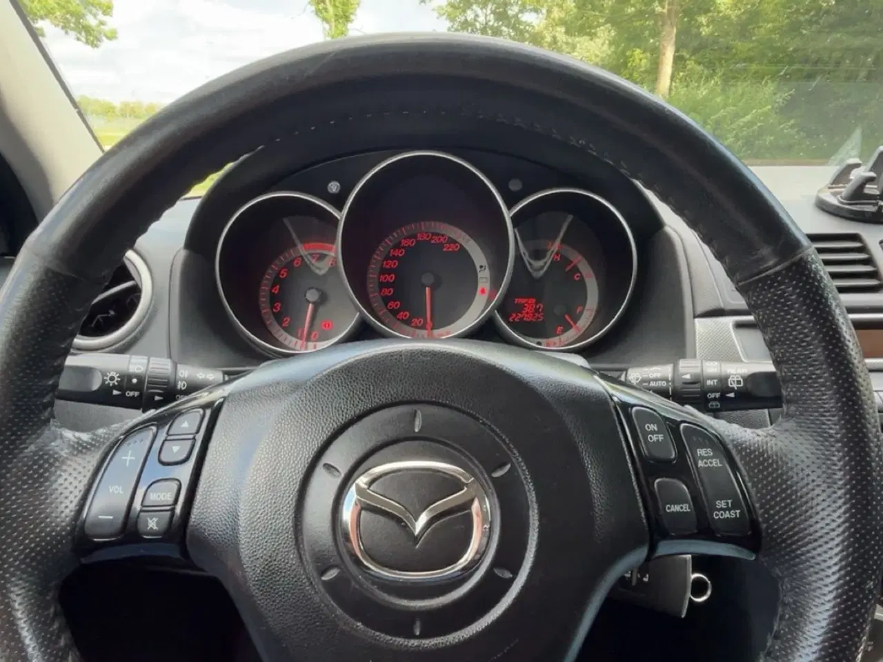 Billede 8 - Mazda 3 2.0 sport 