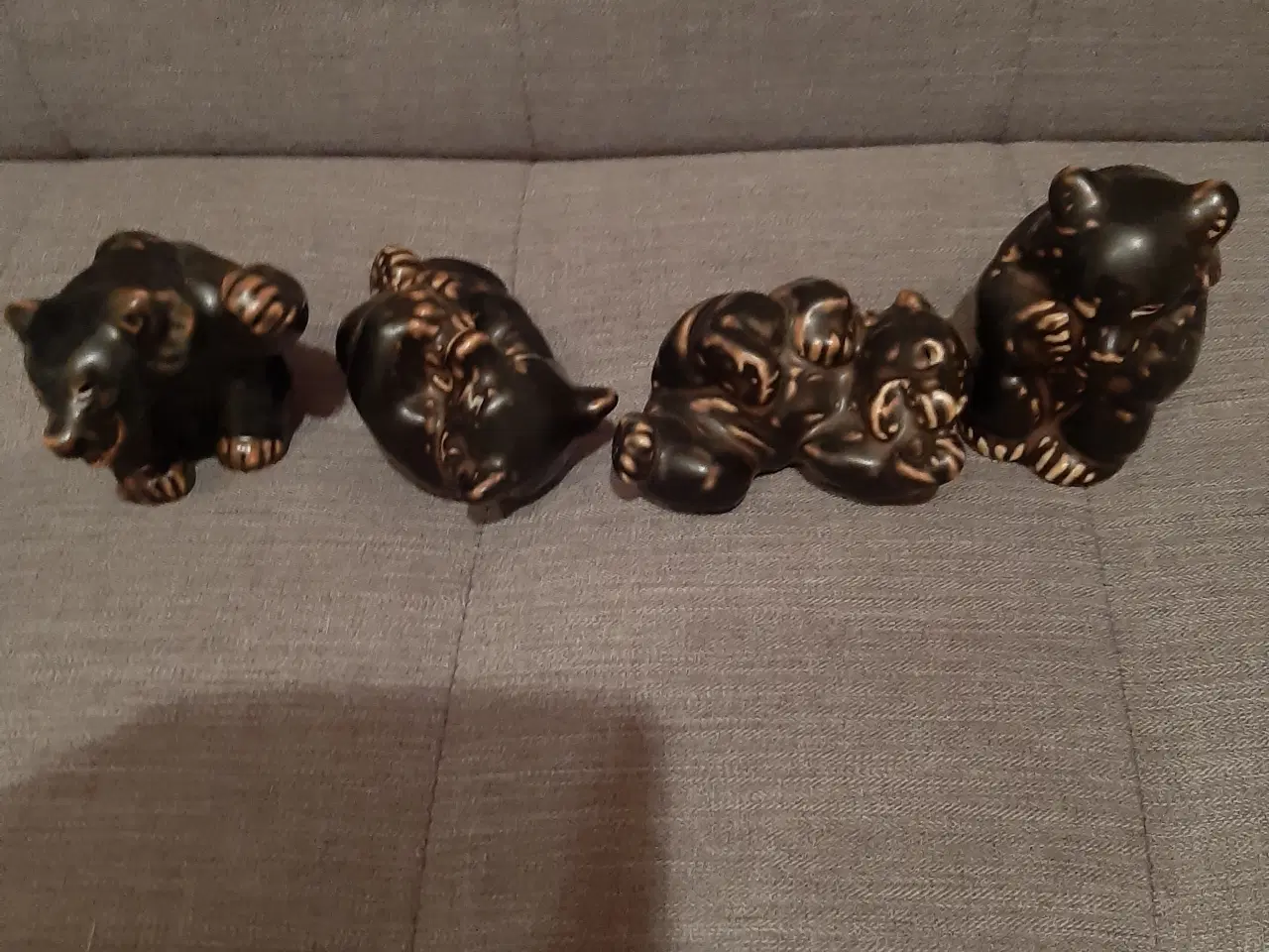 Billede 1 - Kgl.4 Bjørneunger de almindelige.