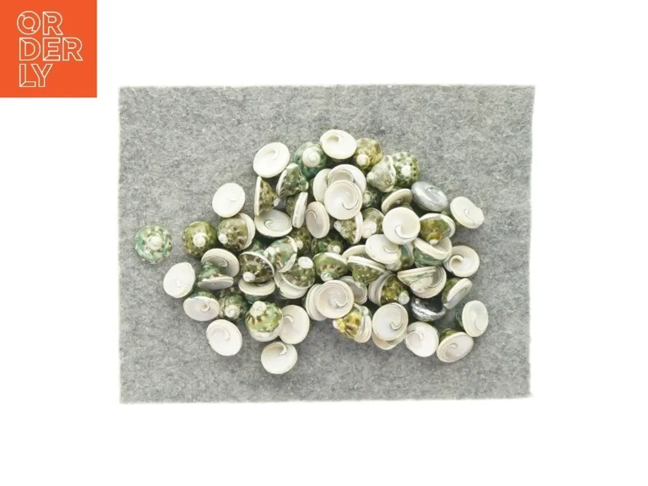 Billede 1 - Sten til smykker (str. Ca. 3x2cm)