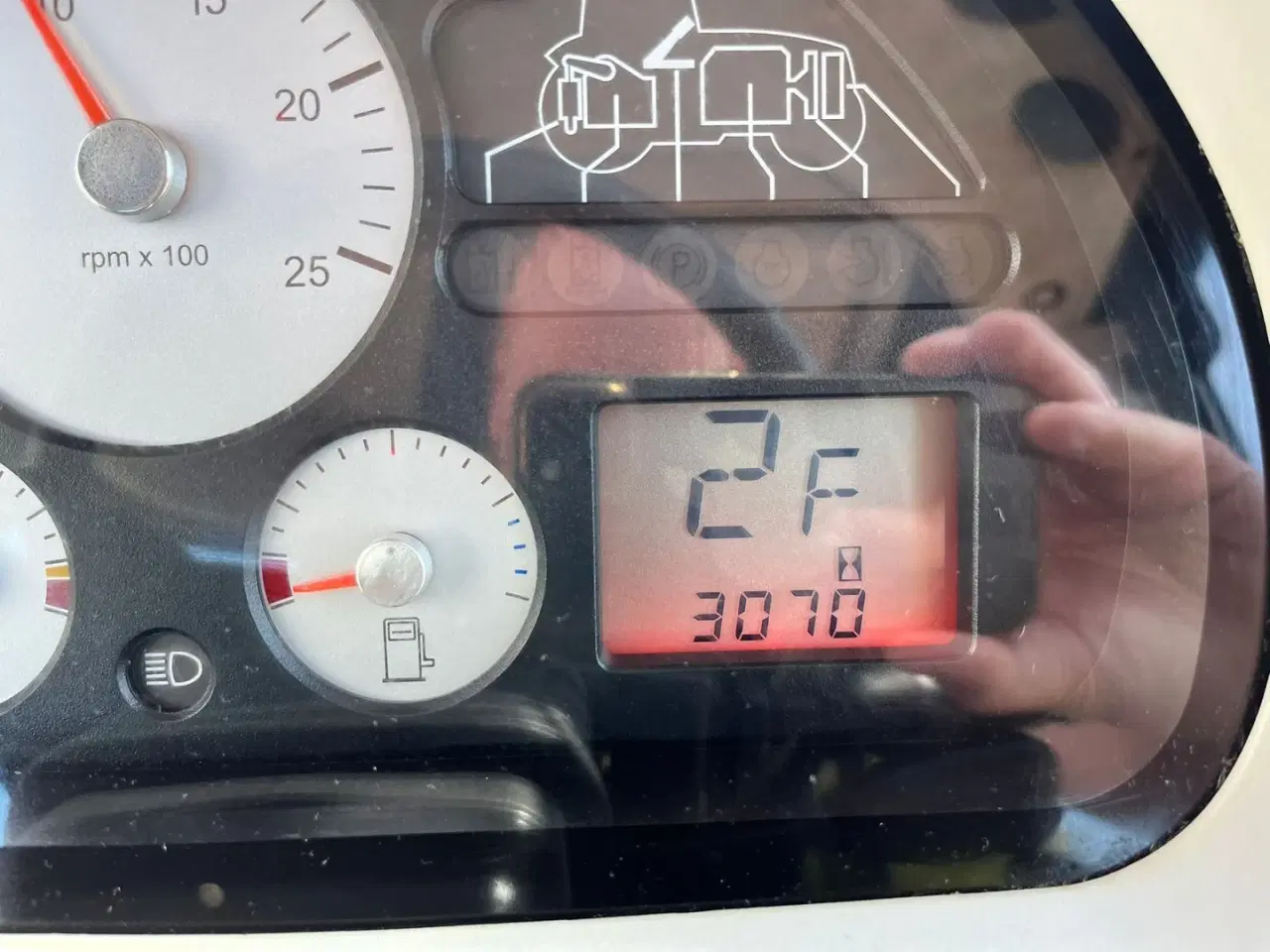 Billede 2 - Massey Ferguson 6480 Dyna 6 med få timer.