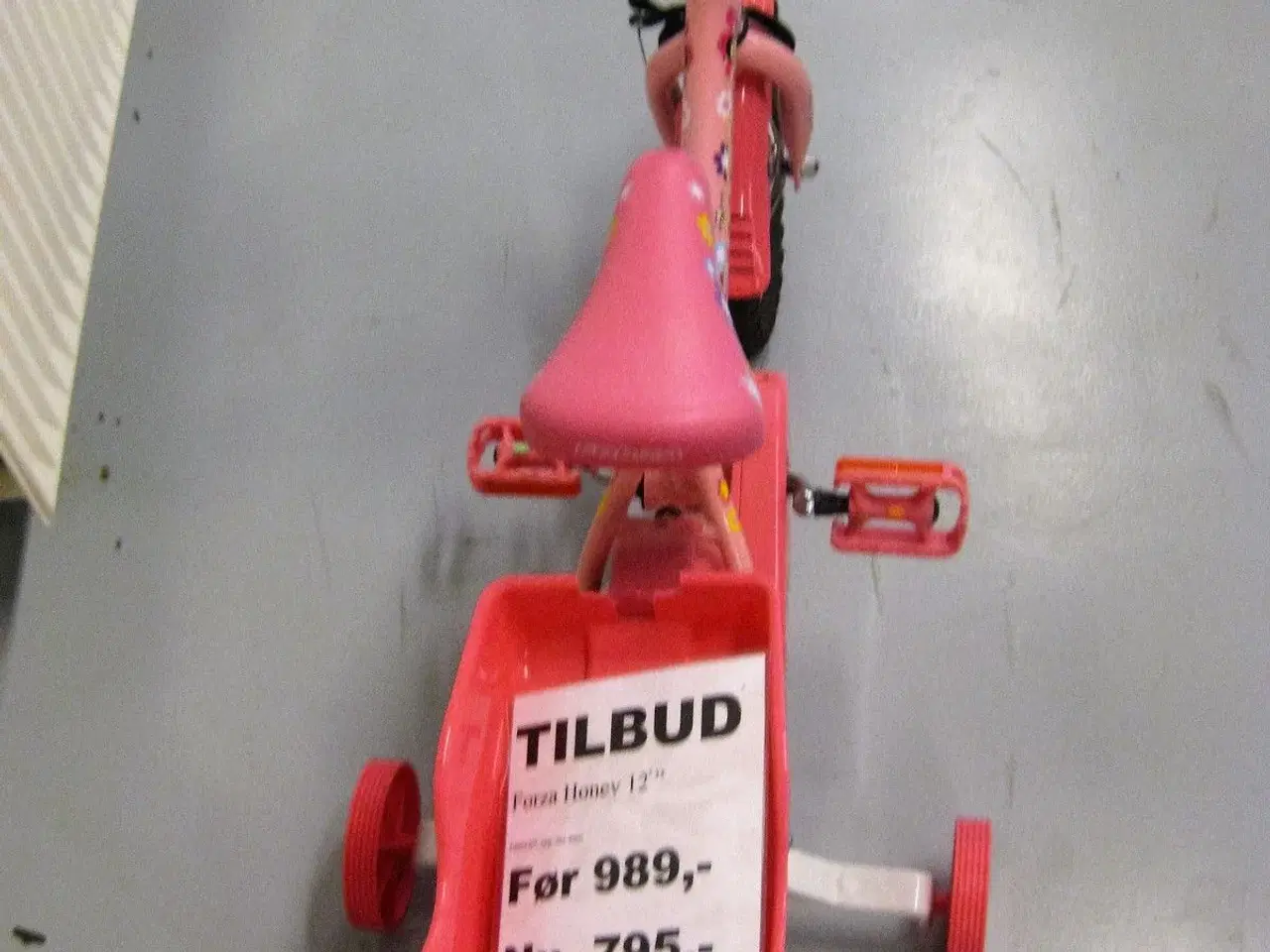 Billede 2 - Børnecykel med støttehjul