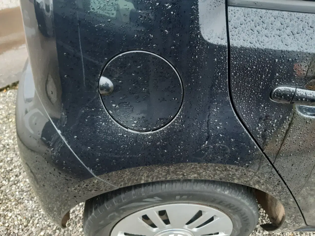 Billede 10 - VW PU. Synet. Sortmetal  Ingen rust ved tankdæksel