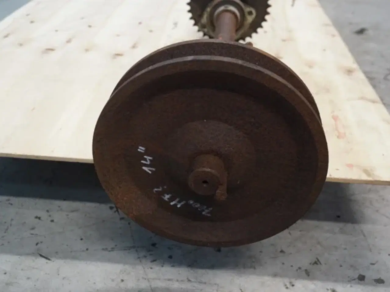 Billede 8 - Dronningborg D7000 14" Skærebordsaksel