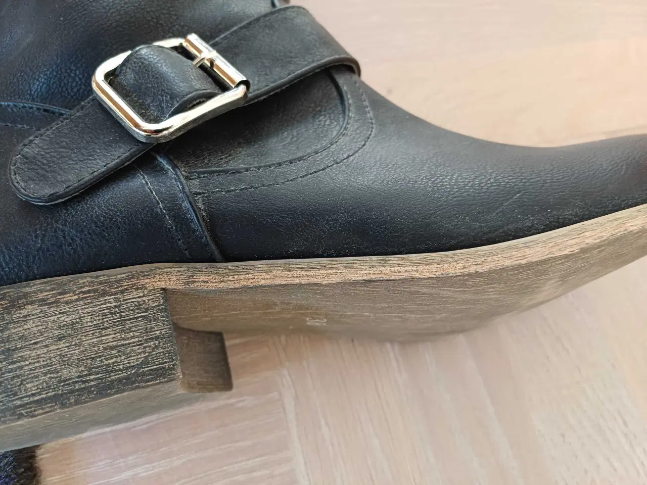 Billede 3 - Sort forårs ankelstøvle i skind