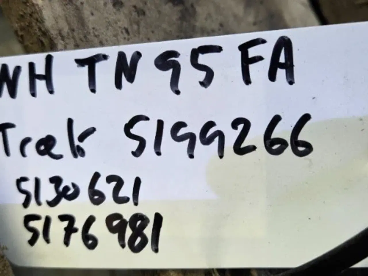 Billede 13 - New Holland TN95FA Træk 5199266