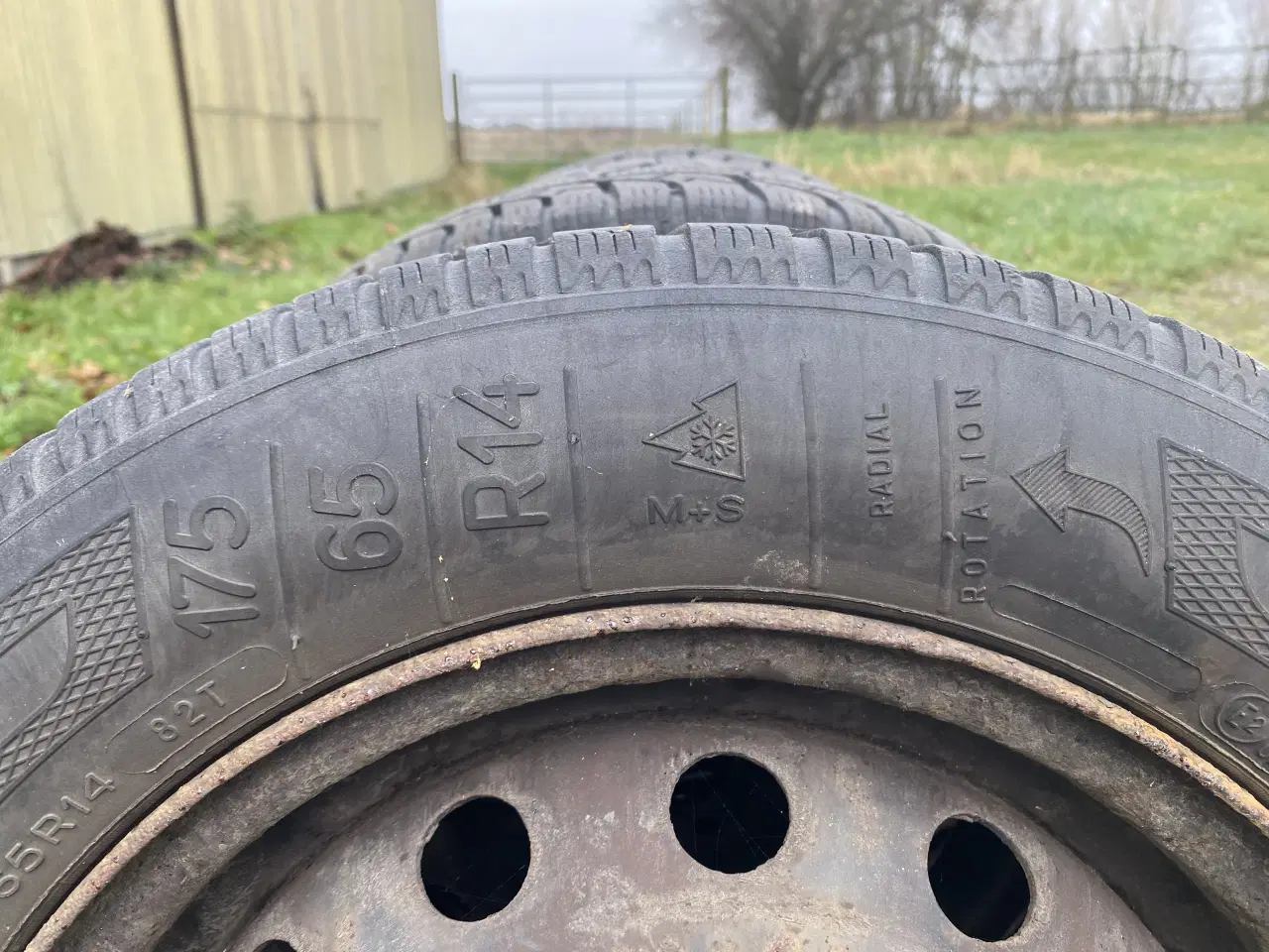 Billede 3 - Dæk på fælge passer til Peugeot 206+