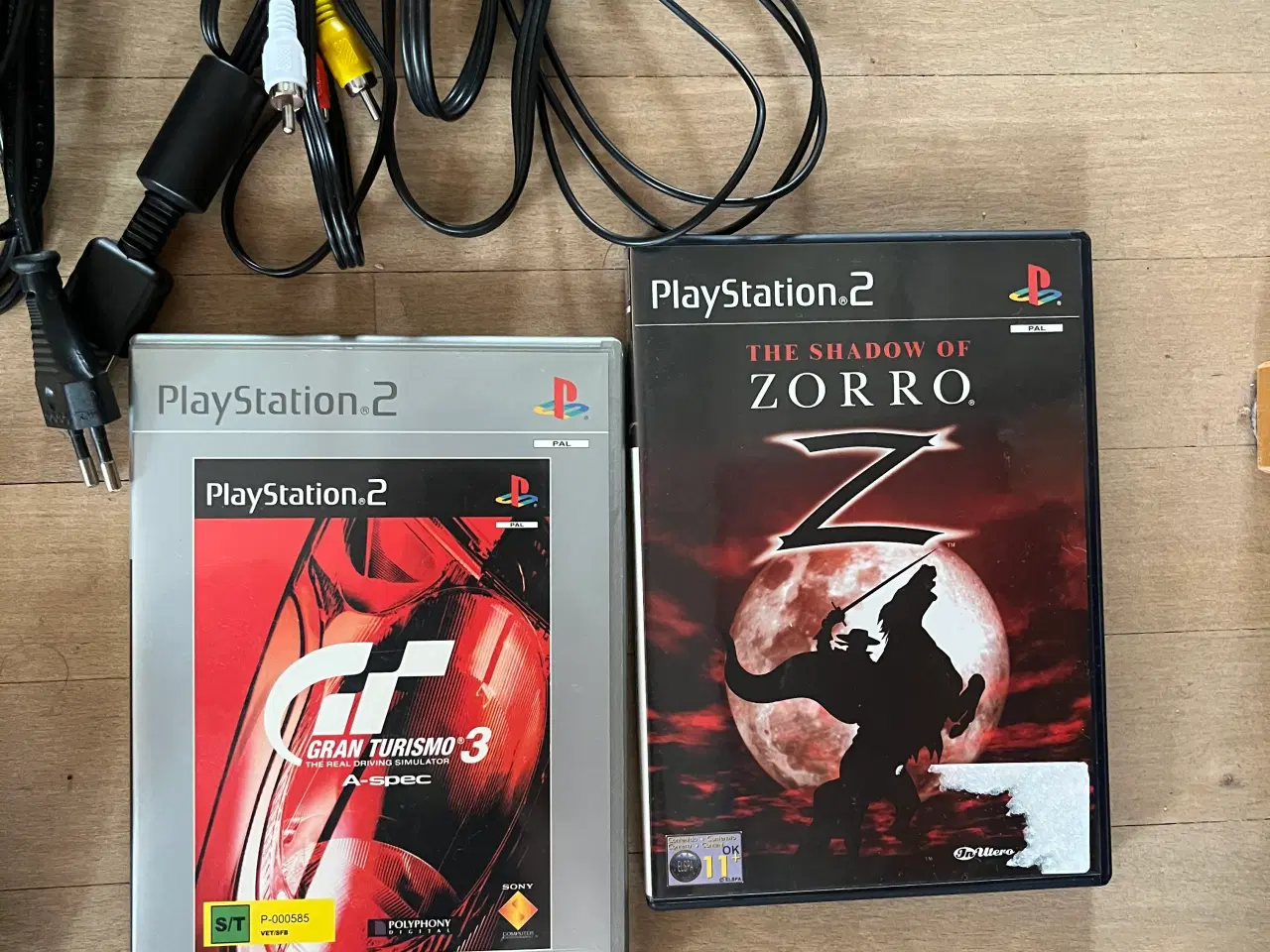 Billede 5 - Playstation 2 Fat, m. 2 Controllere og 12 Spil