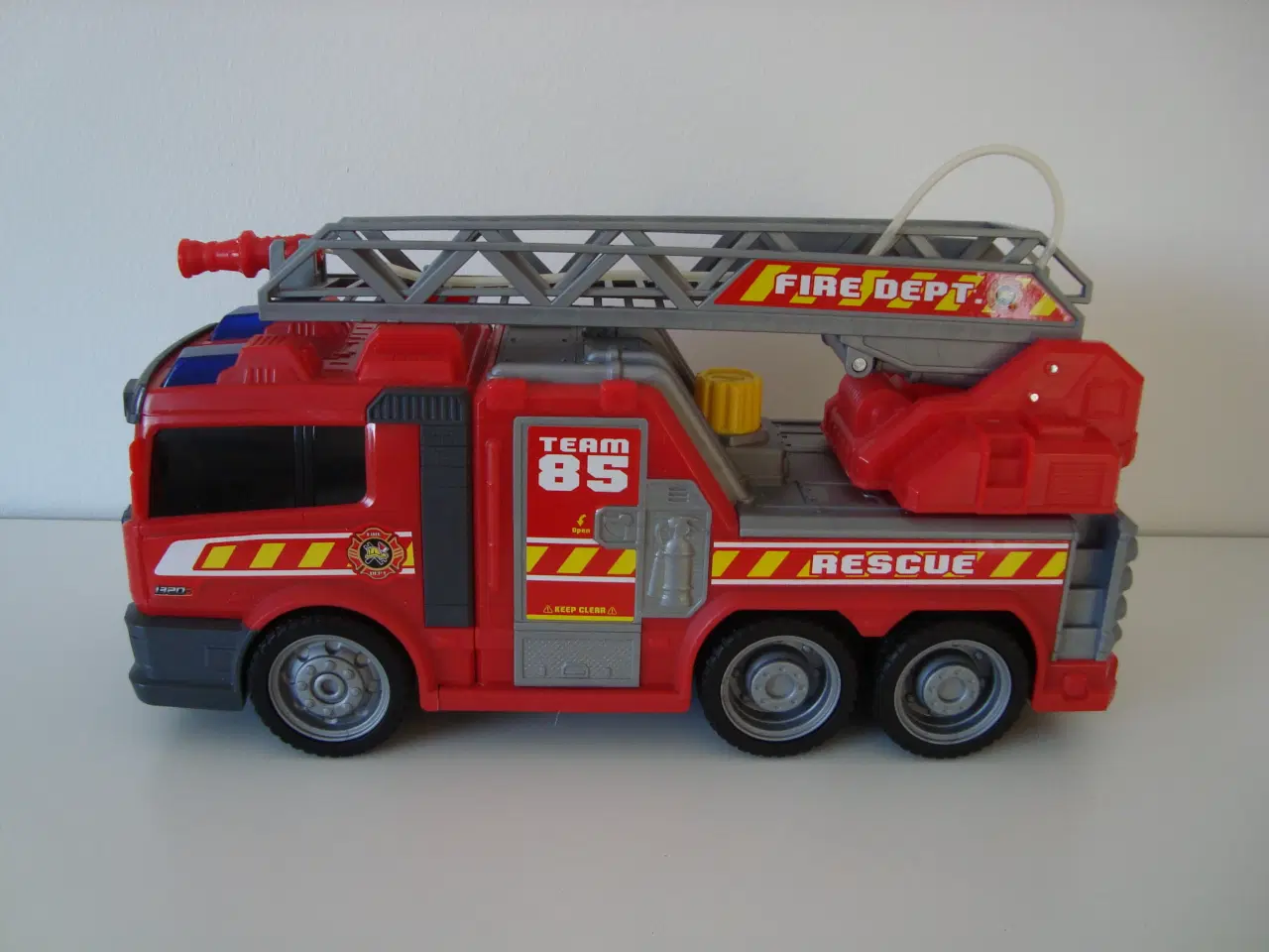 Billede 1 - Brandbil med lys og lyd