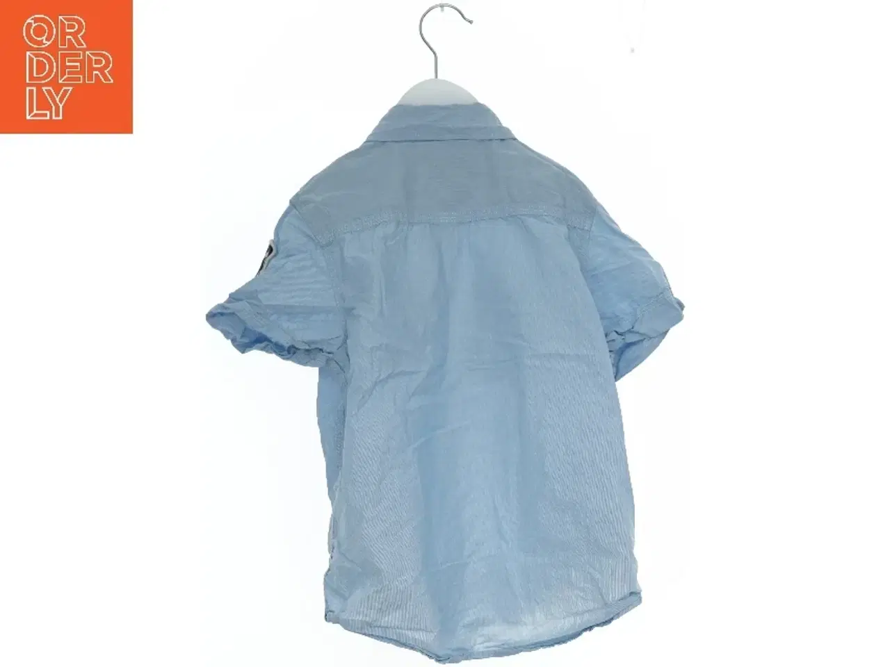 Billede 2 - Kortærmet skjorte til børn fra Logg (str. 134)