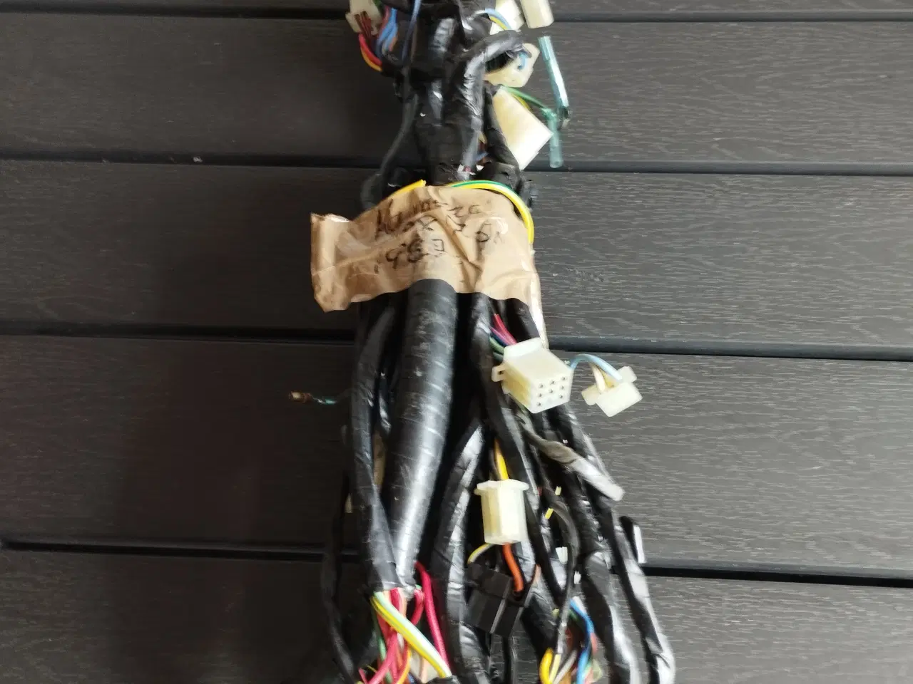 Billede 2 - Ledningsnet  Kawasaki GPX 750 1987  ( %)