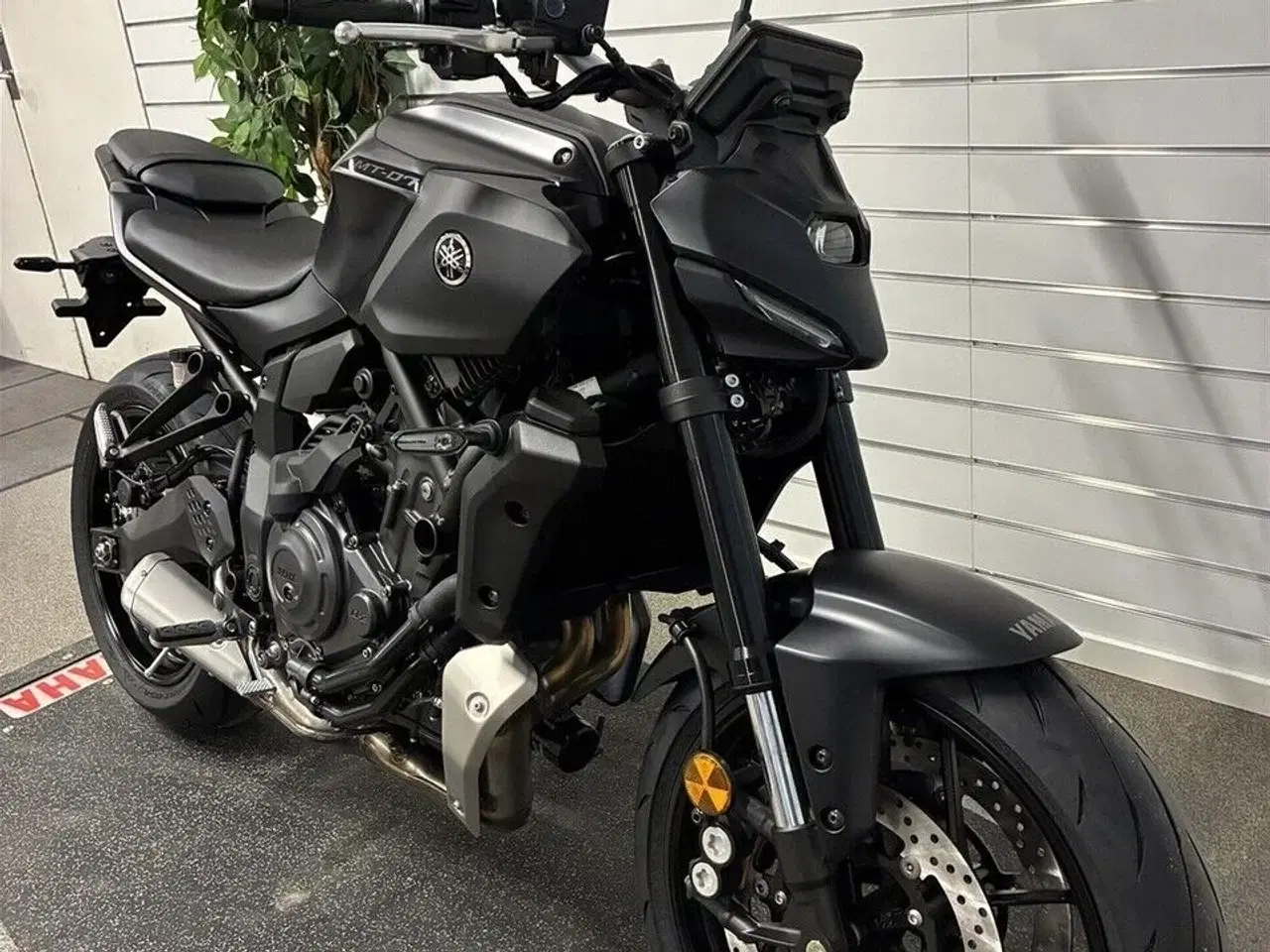 Billede 2 - Yamaha MT-07 Y-AMT - Tech Black