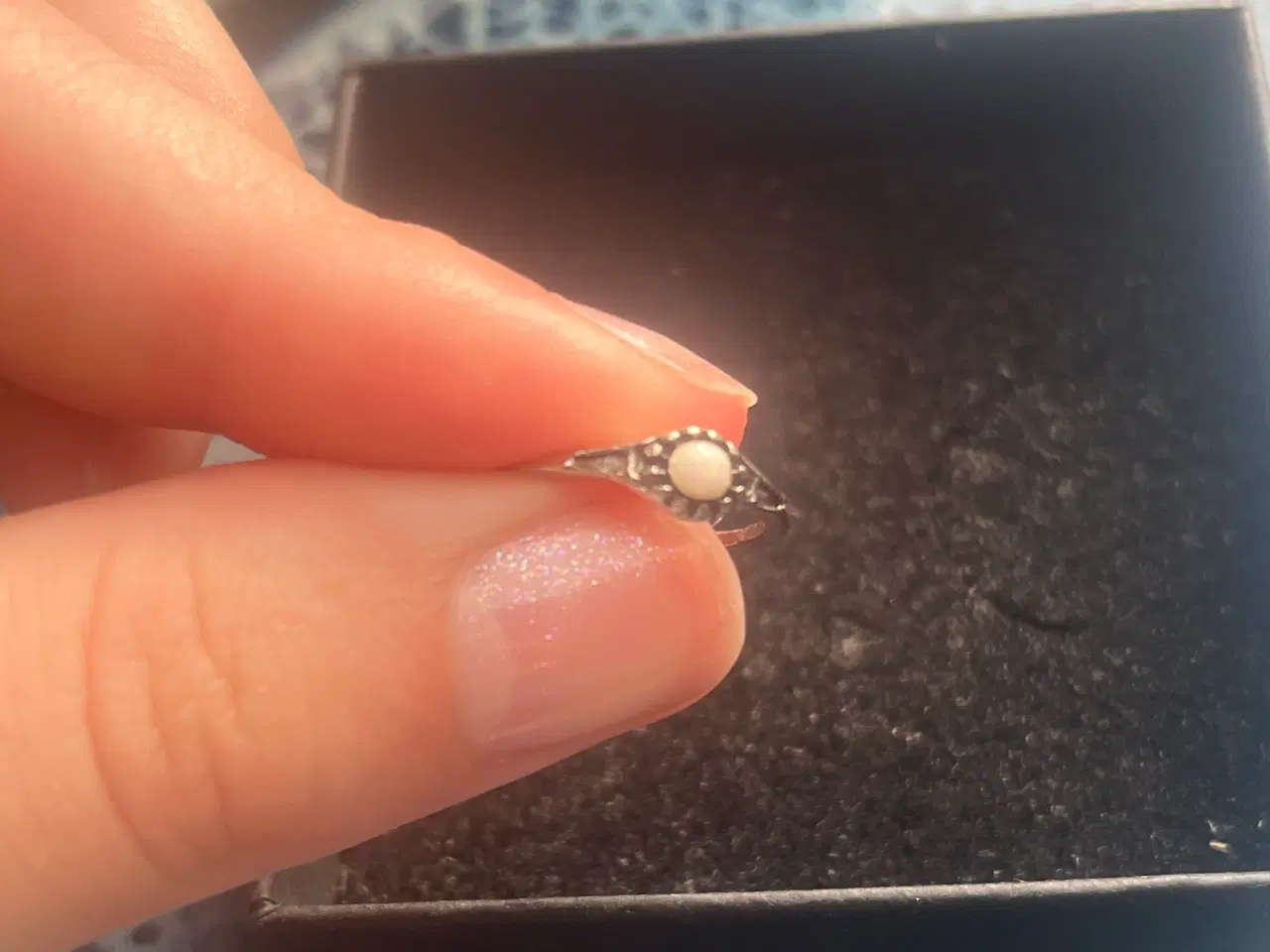 Billede 3 - Sølv Ring med oxideret design