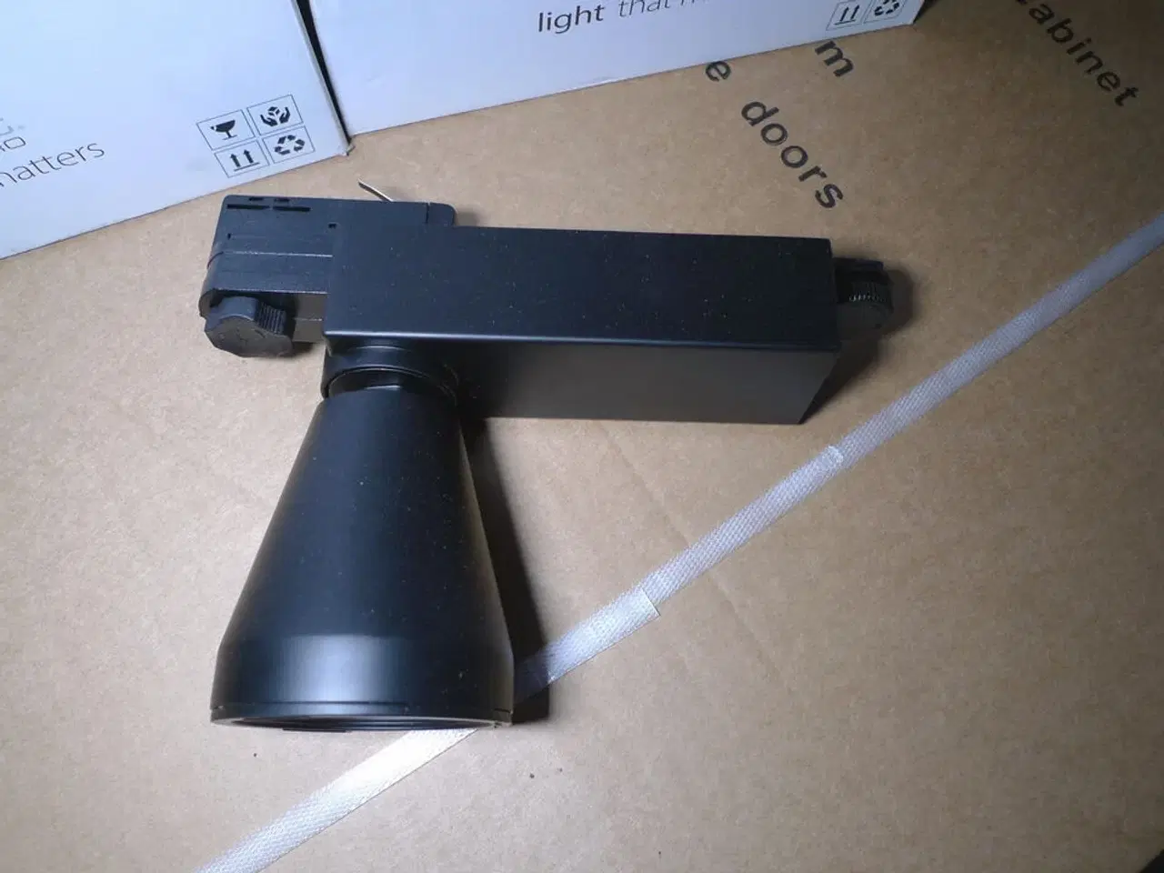 Billede 3 - 5 stk. lamper t/lysskinne, sorte