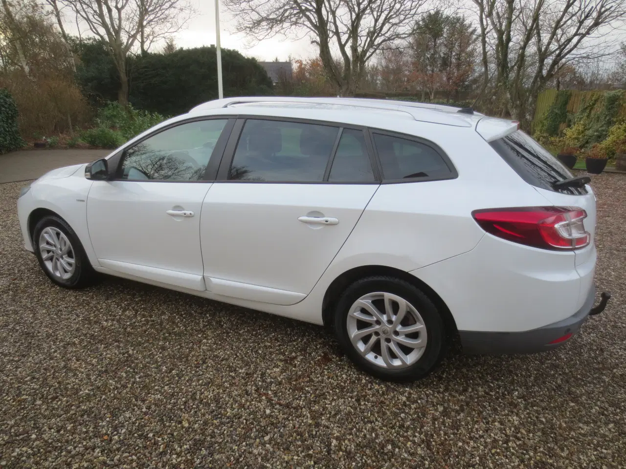 Billede 10 - Renault Megane 1.5 DCI Aut  År 2015. 