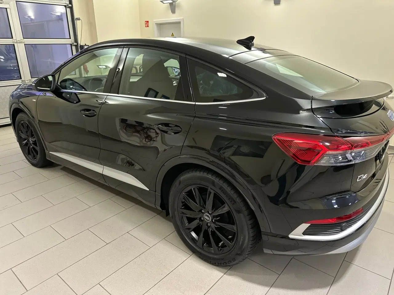 Billede 3 - Audi Q4 e-tron 45 S-line Sportback quattro