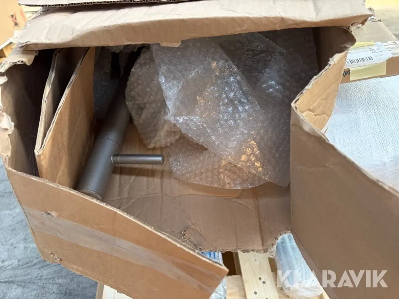 Billede 6 - Lot - vandpost, isoleret rør, gevindstænger og øvrigt