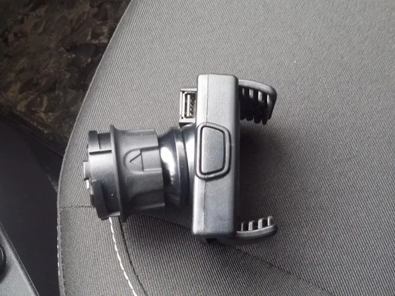 Billede 5 - ORIGINAL DACIA/RENAULT MOBIL HOLDER