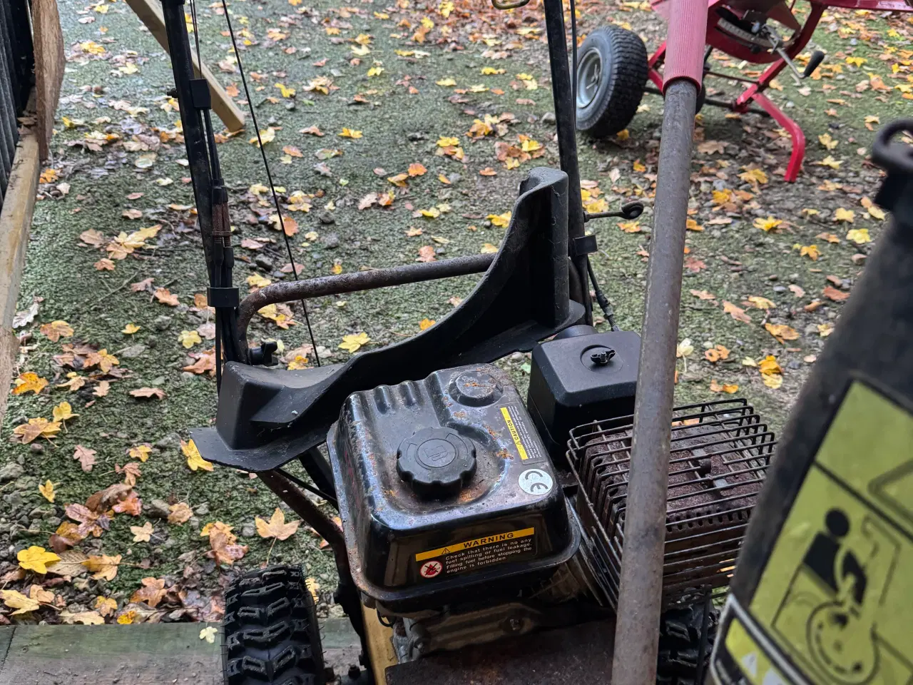 Billede 4 - Sneslynge / Fejekost