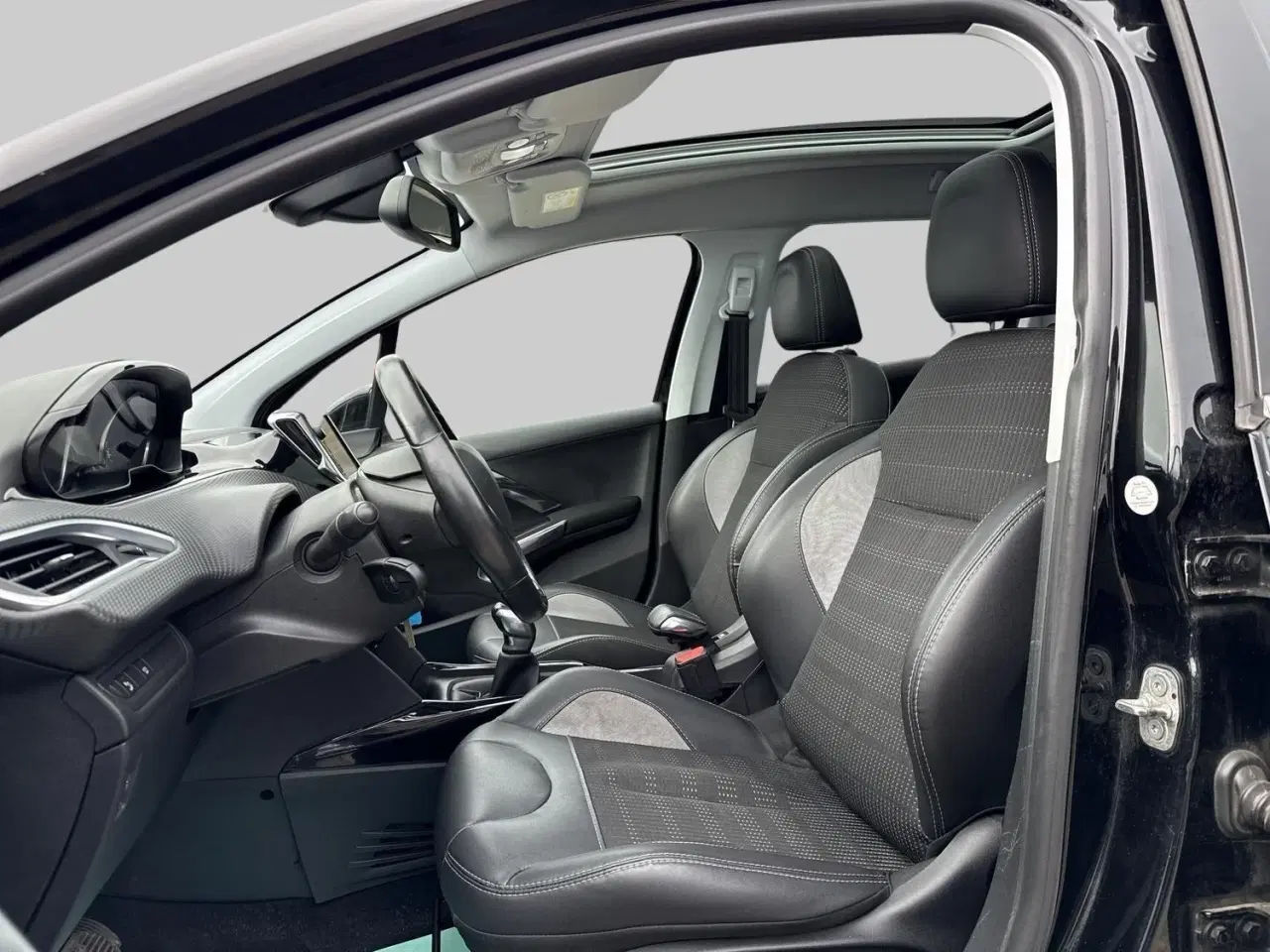 Billede 7 - Peugeot 2008 1,2 e-THP 110 Allure Sky