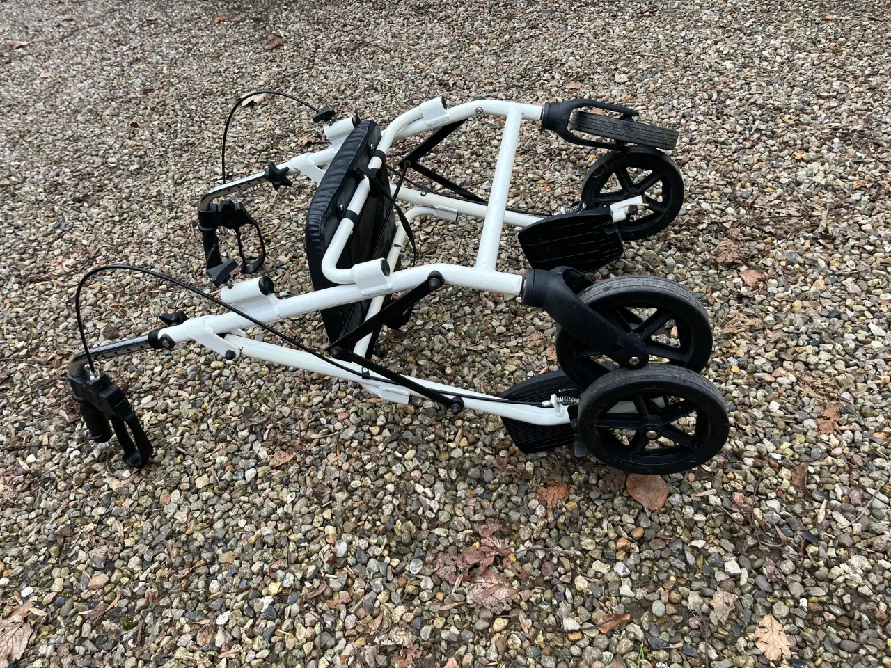 Billede 6 - Rollator/ kørestol