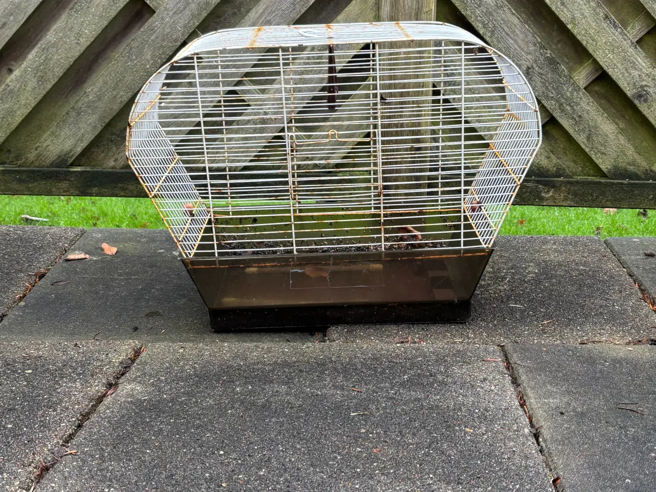 Billede 1 - Fuglebur 15
