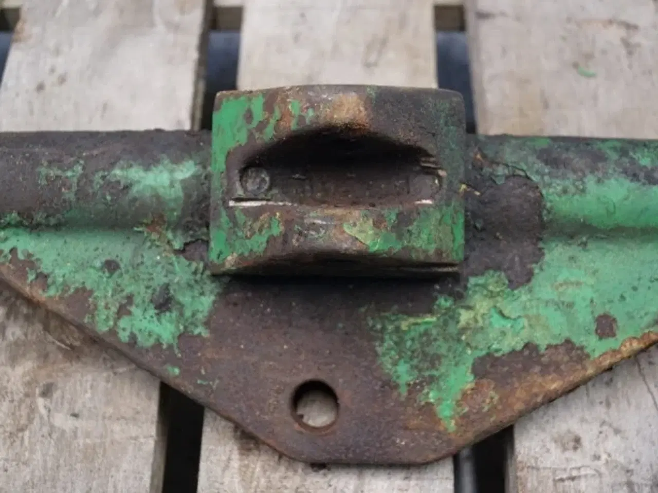 Billede 2 - John Deere 2450 L.H. Liftarm AL26683