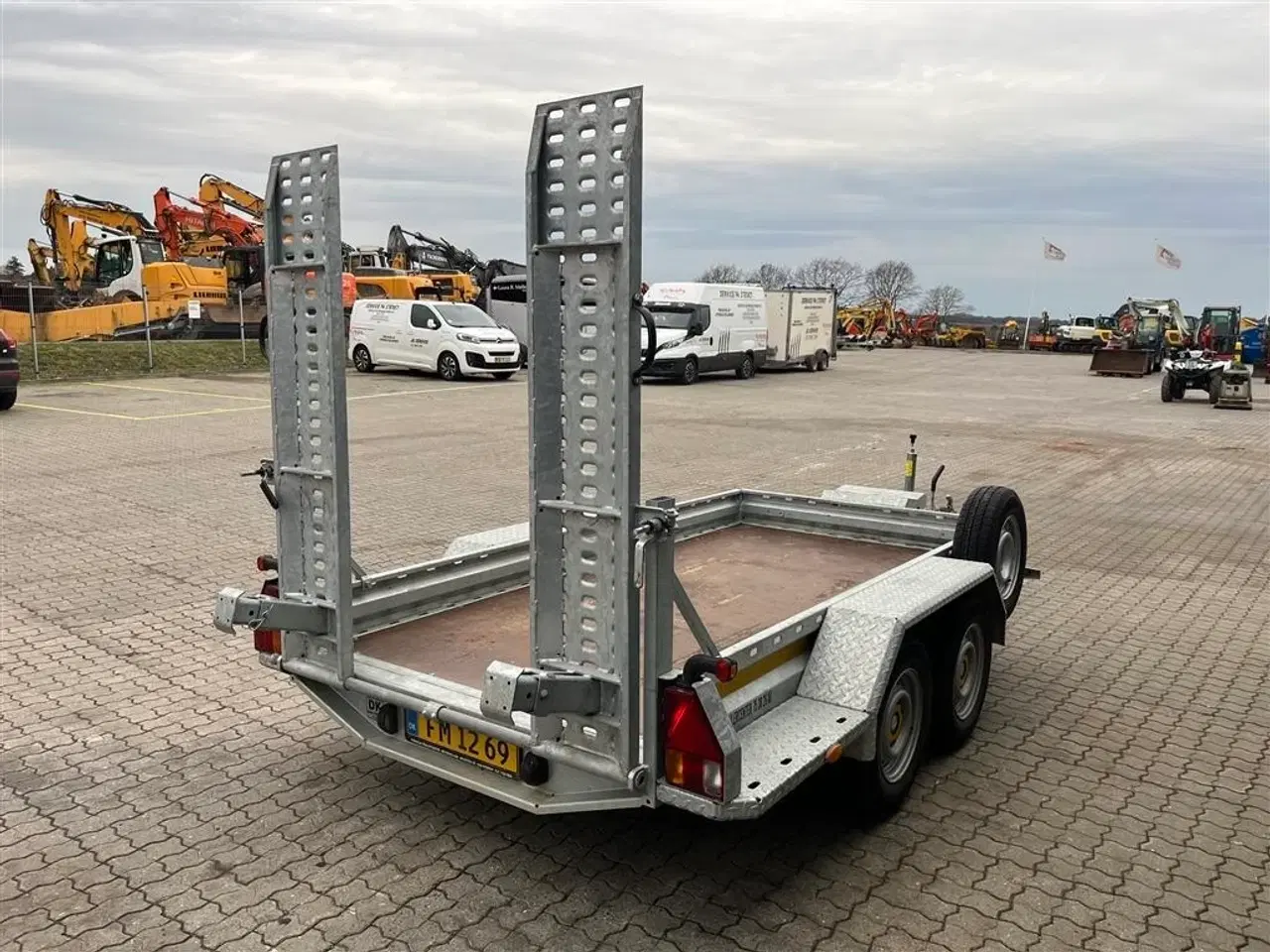 Billede 4 - - - - Wark W352 2700kg maskintrailer SOM NY