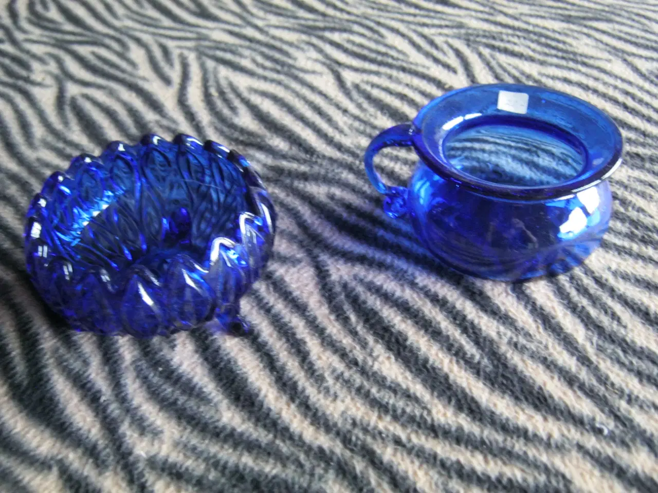Billede 2 - blå glas ting