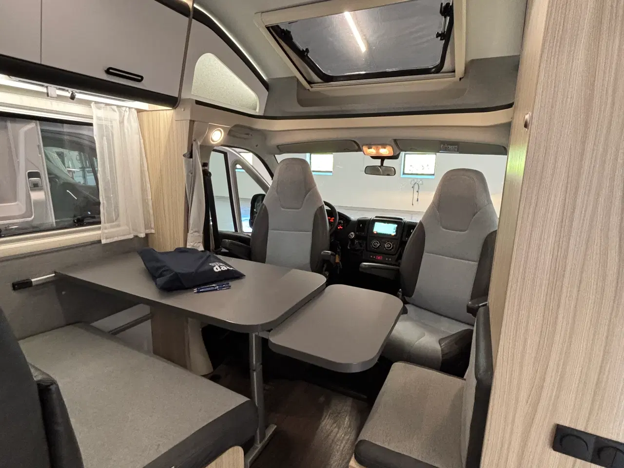 Billede 14 - Autocamper til salg - Sun Living S65 SL
