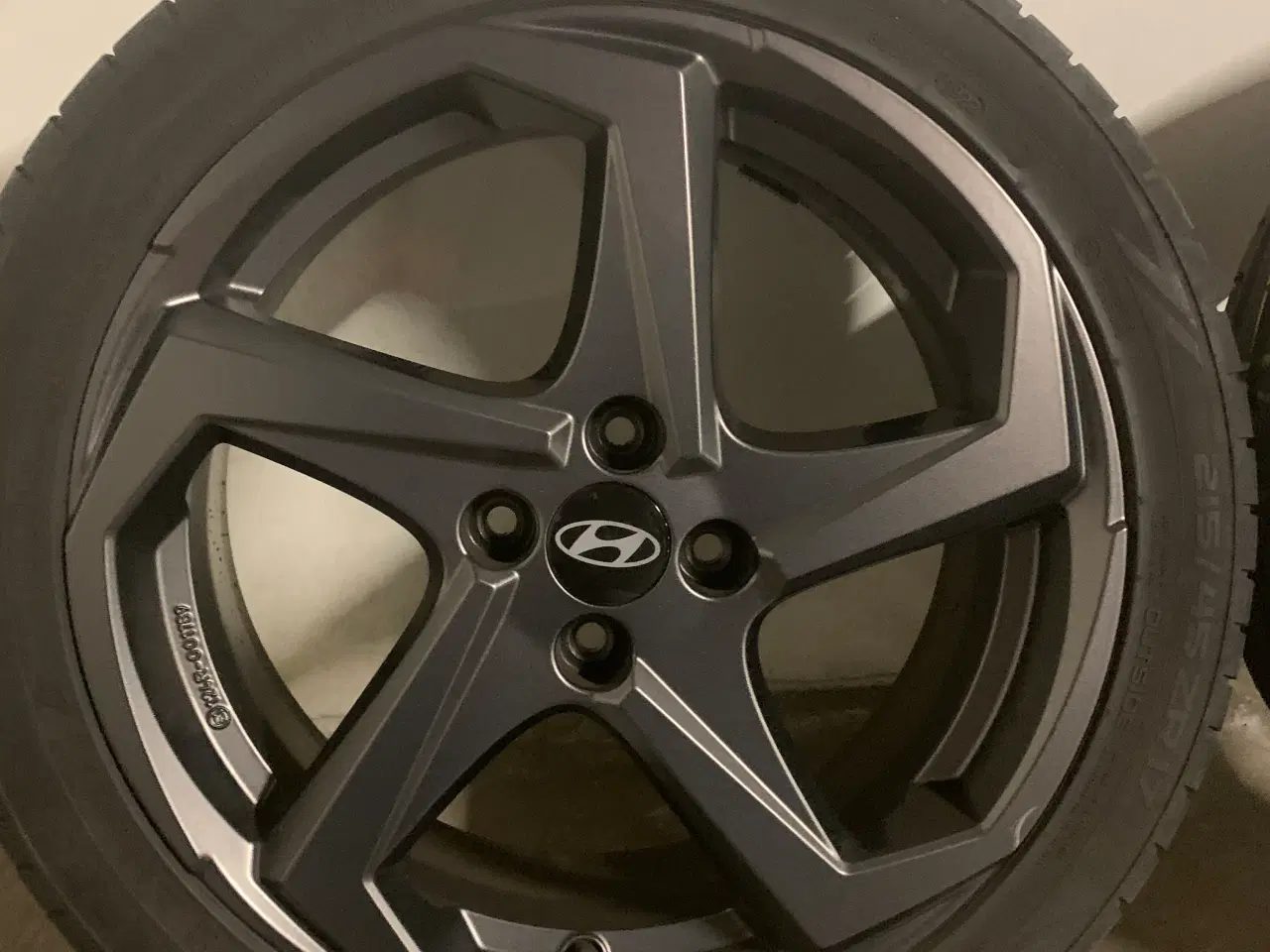 Billede 1 - Alu fælge med sommerdæk