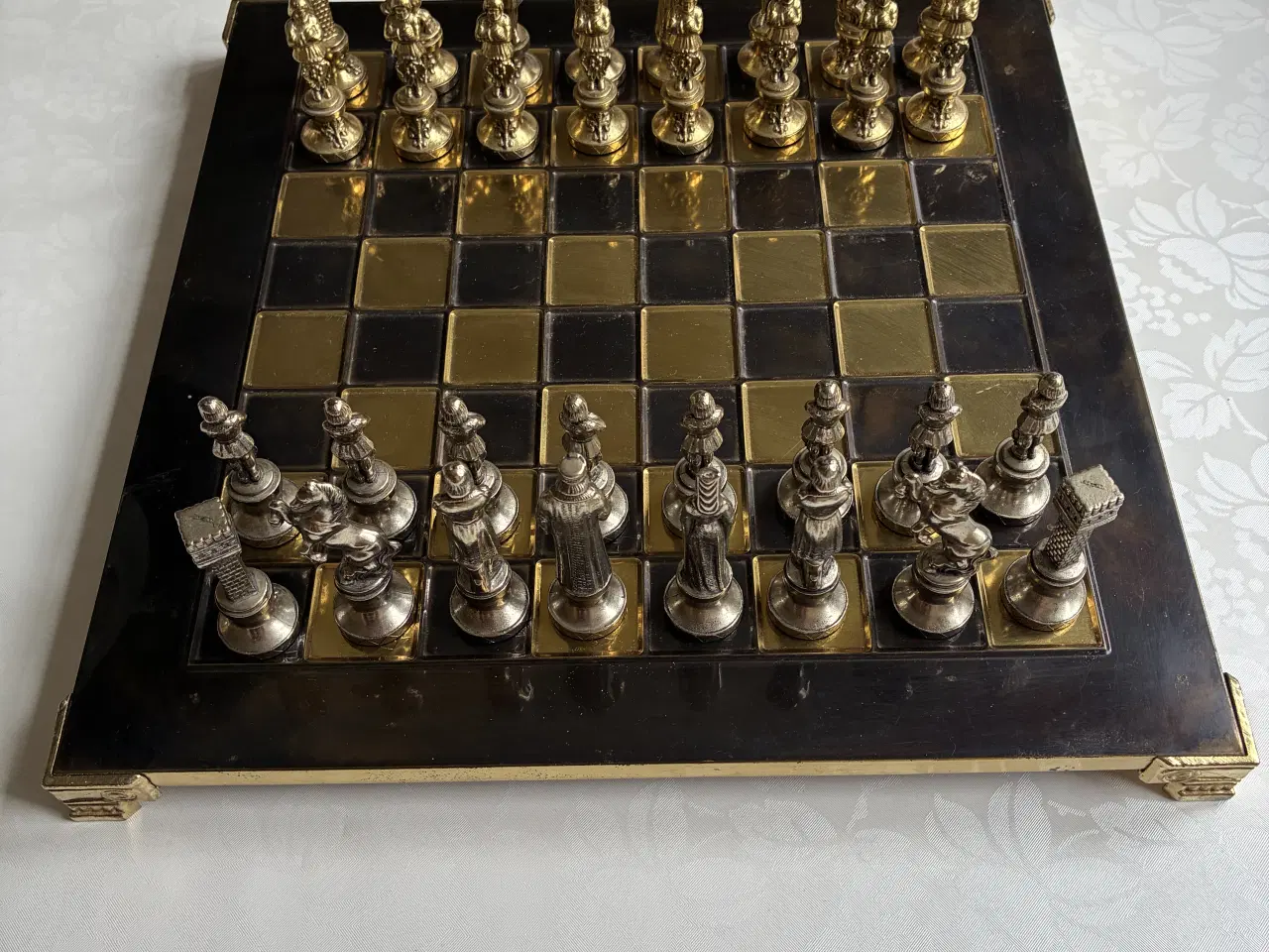 Billede 1 - Smukt og dekorativt skaksæt fra 70’erne 