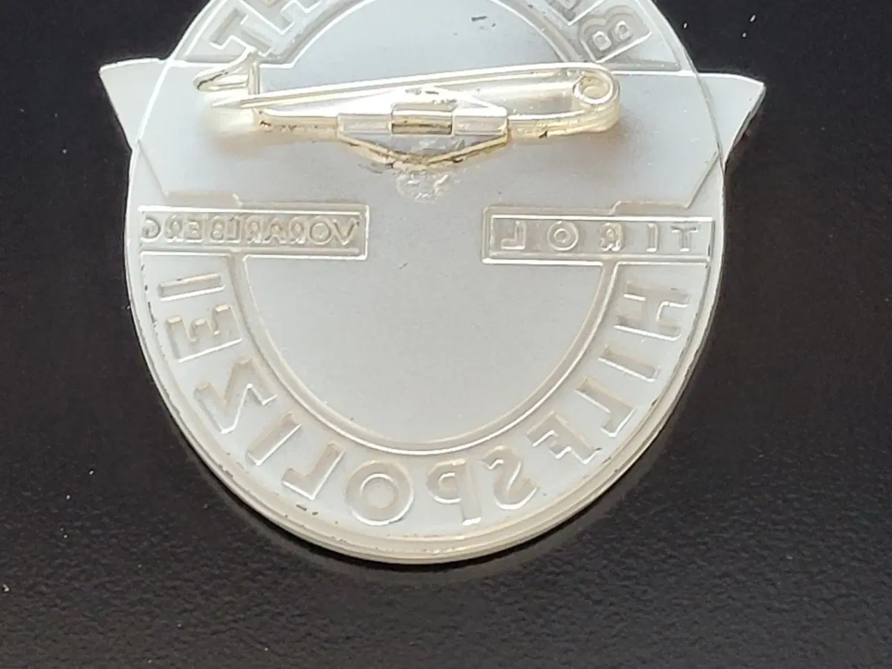 Billede 2 -  Tyskland WW2 orden medalje