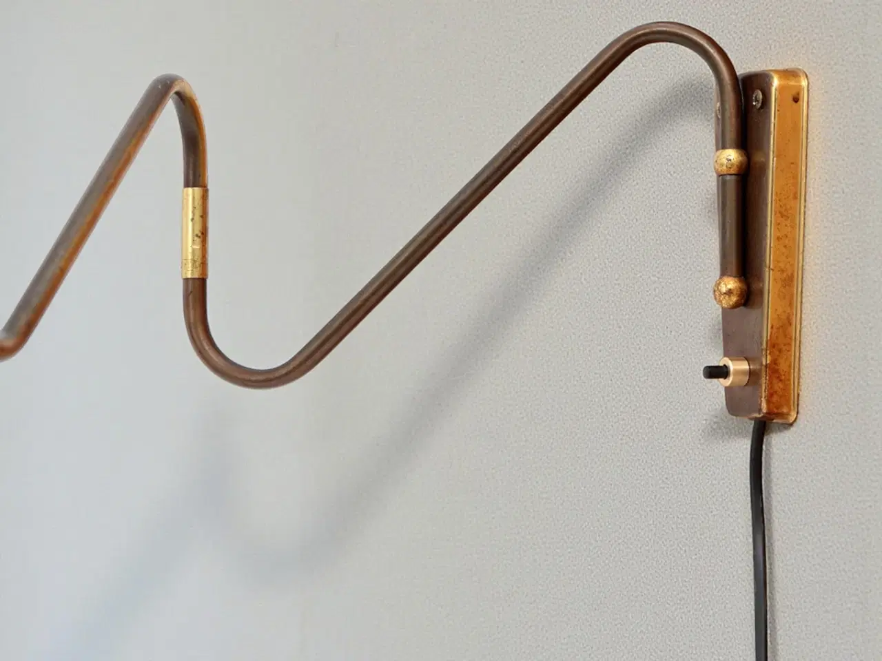 Billede 3 - Fleksibel dansk væglampe i messing 1955–60