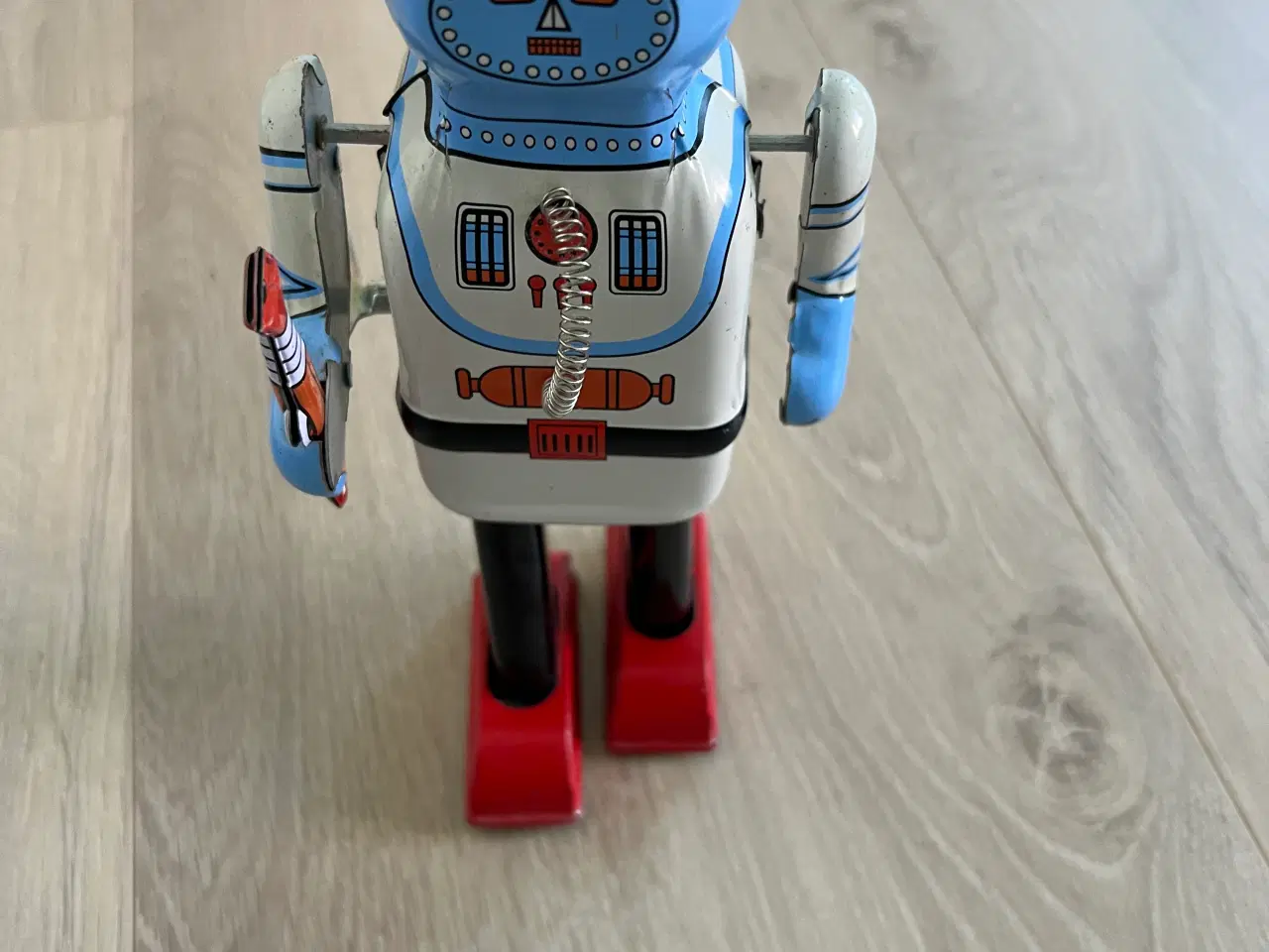 Billede 2 - Tin robot med optræk