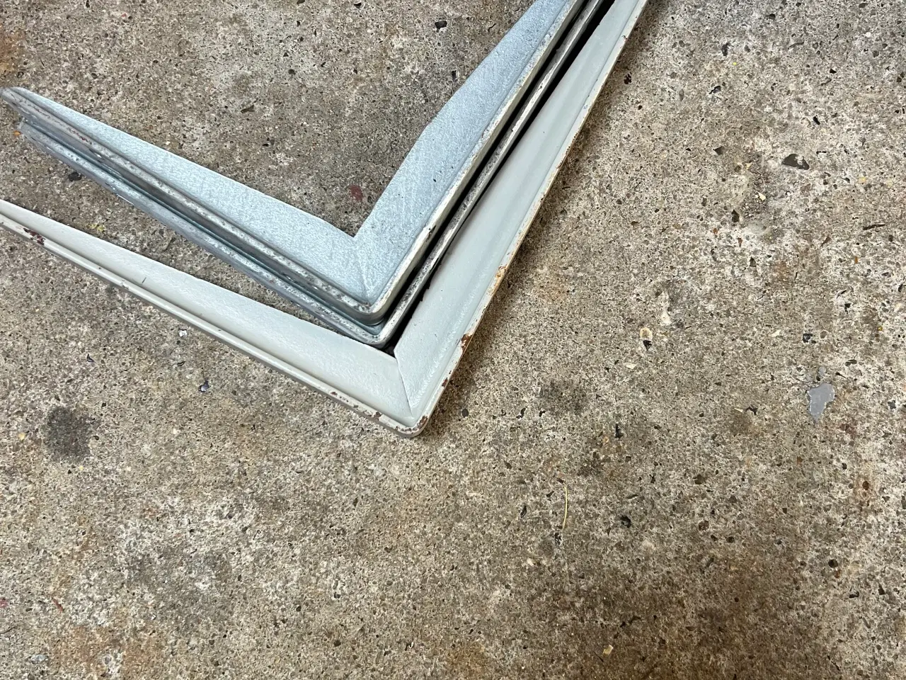 Billede 3 - Hyldeknægte i flere størrelser