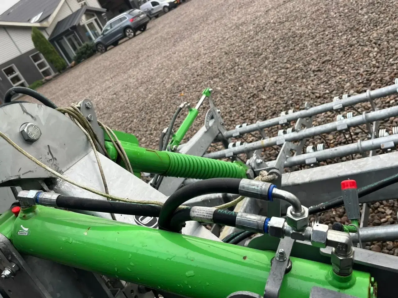 Billede 11 - Joskin SCARIFLEX 1200 R6S6 12m bredstrigle med 6rækker tænder. Noget at det ypperste man kan få.