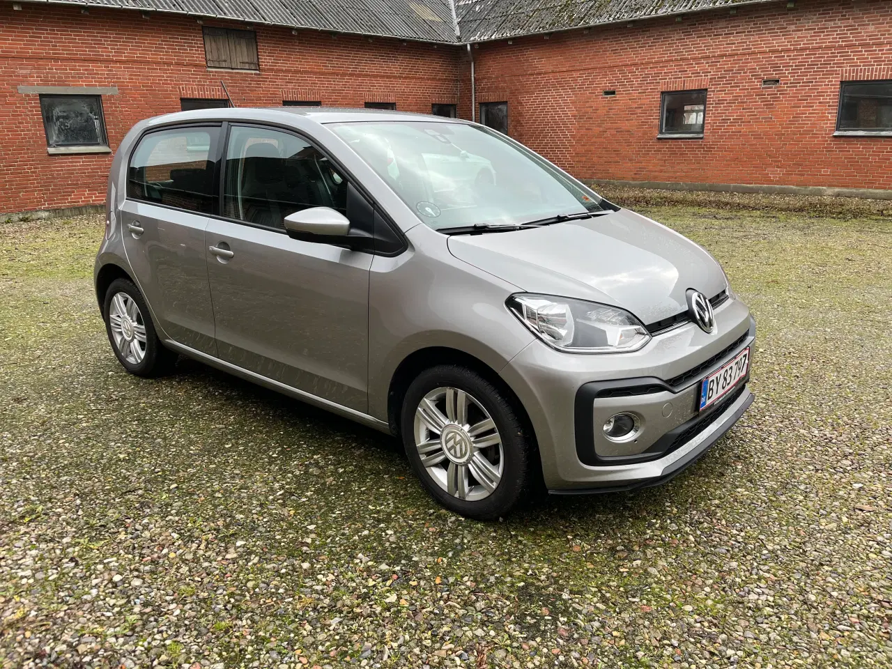 Billede 1 - Lav km-stand - VW High up! 1,0 TSI 