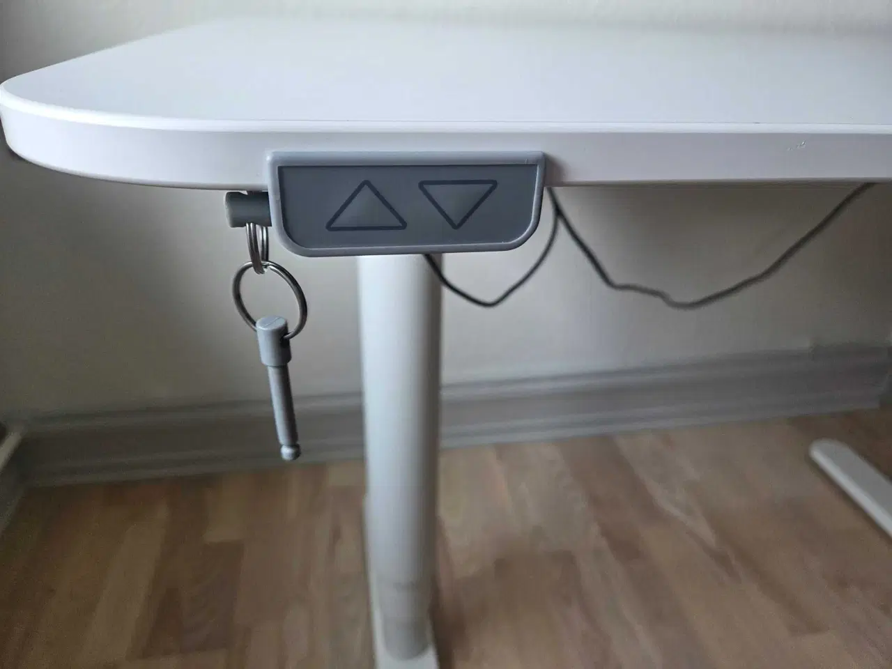 Billede 4 - Elektrisk hæve/sænke skrivebord