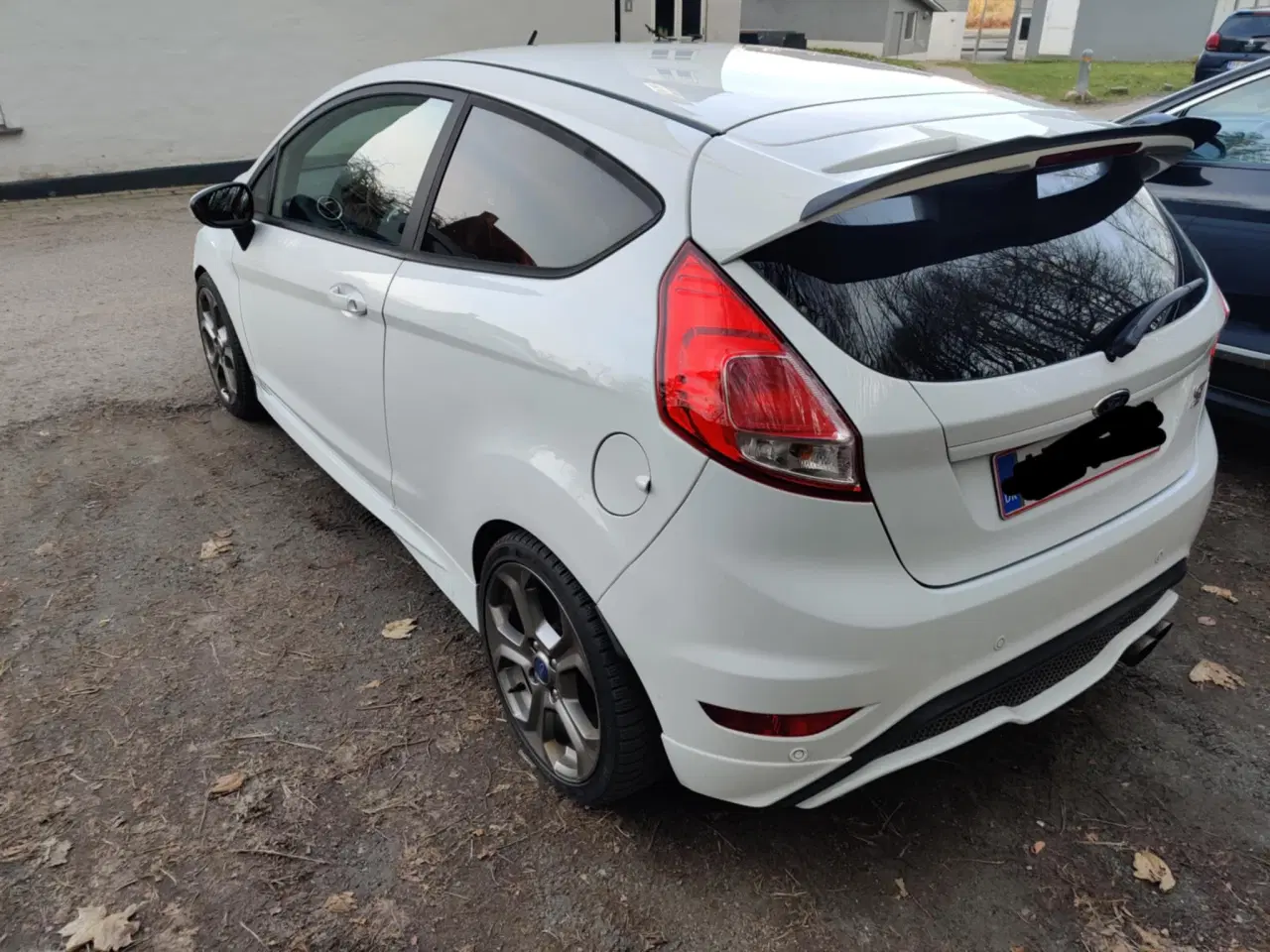 Billede 4 - Hysterisk velholdt Ford Fiesta MK7,5 ST182 sælges