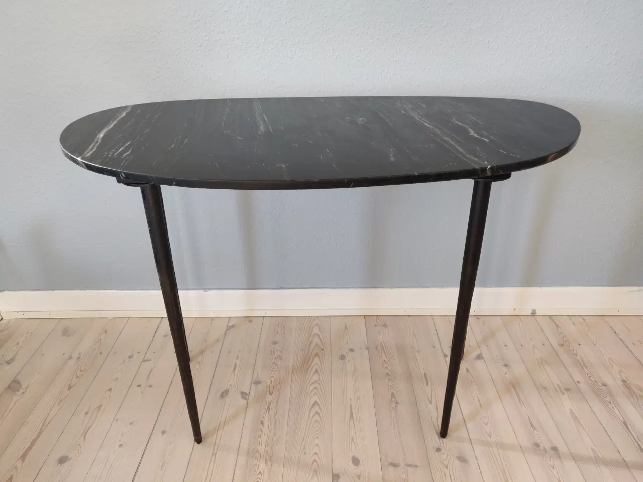 Billede 1 - Skrivebord i sort marmor - model Eda fra House Doc