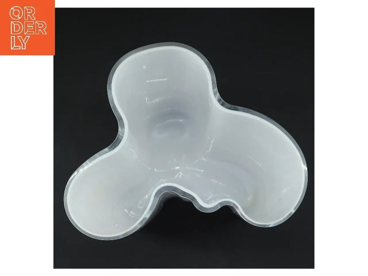 Billede 1 - Hvid Alvar Aalto glasvase (str. 25,1x17 cm)