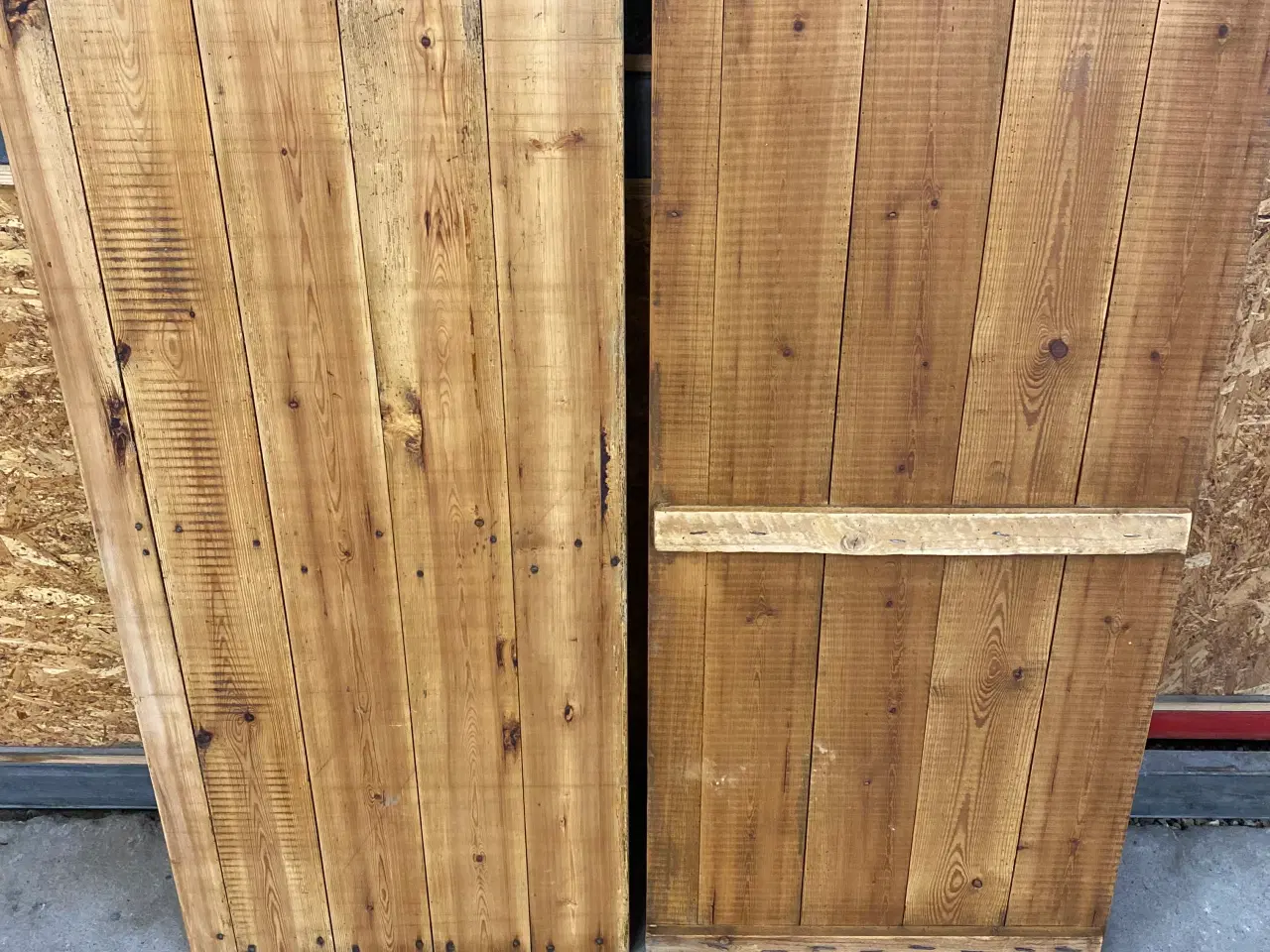 Billede 2 - Flotte håndlavede plankeborde – rustikt look