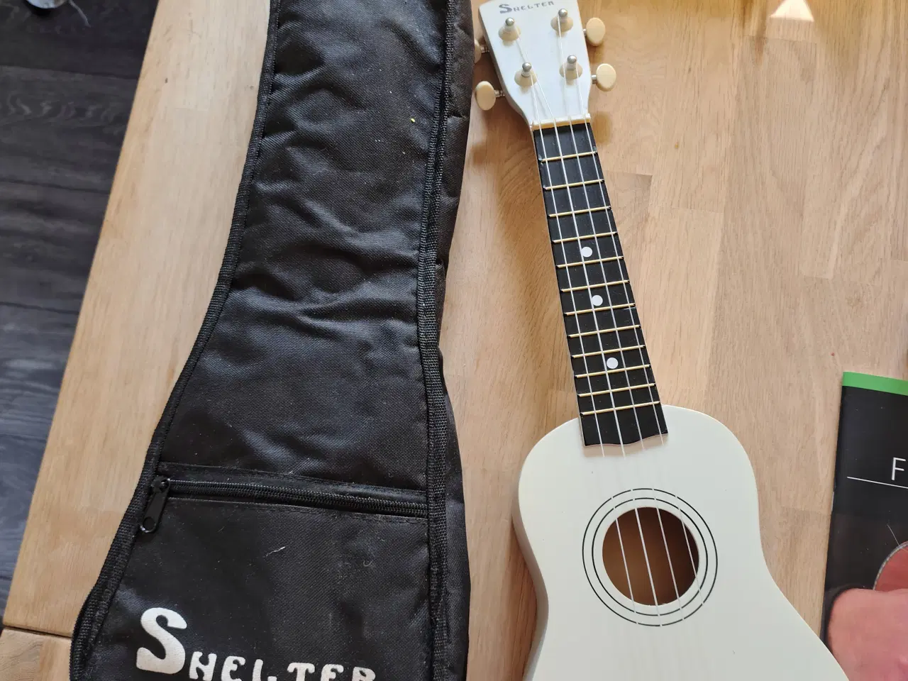 Billede 1 - Ukulele   