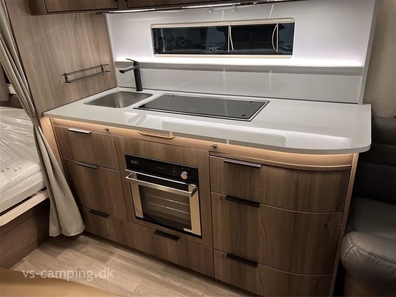 Billede 7 - 2026 - Kabe Smaragd 520 XL KS Premium Line   KAN KØBES NU - LEVERING FEBRUAR 2026 - KUN 1. STK. TILBAGE - SPAR KR. 58.000,-