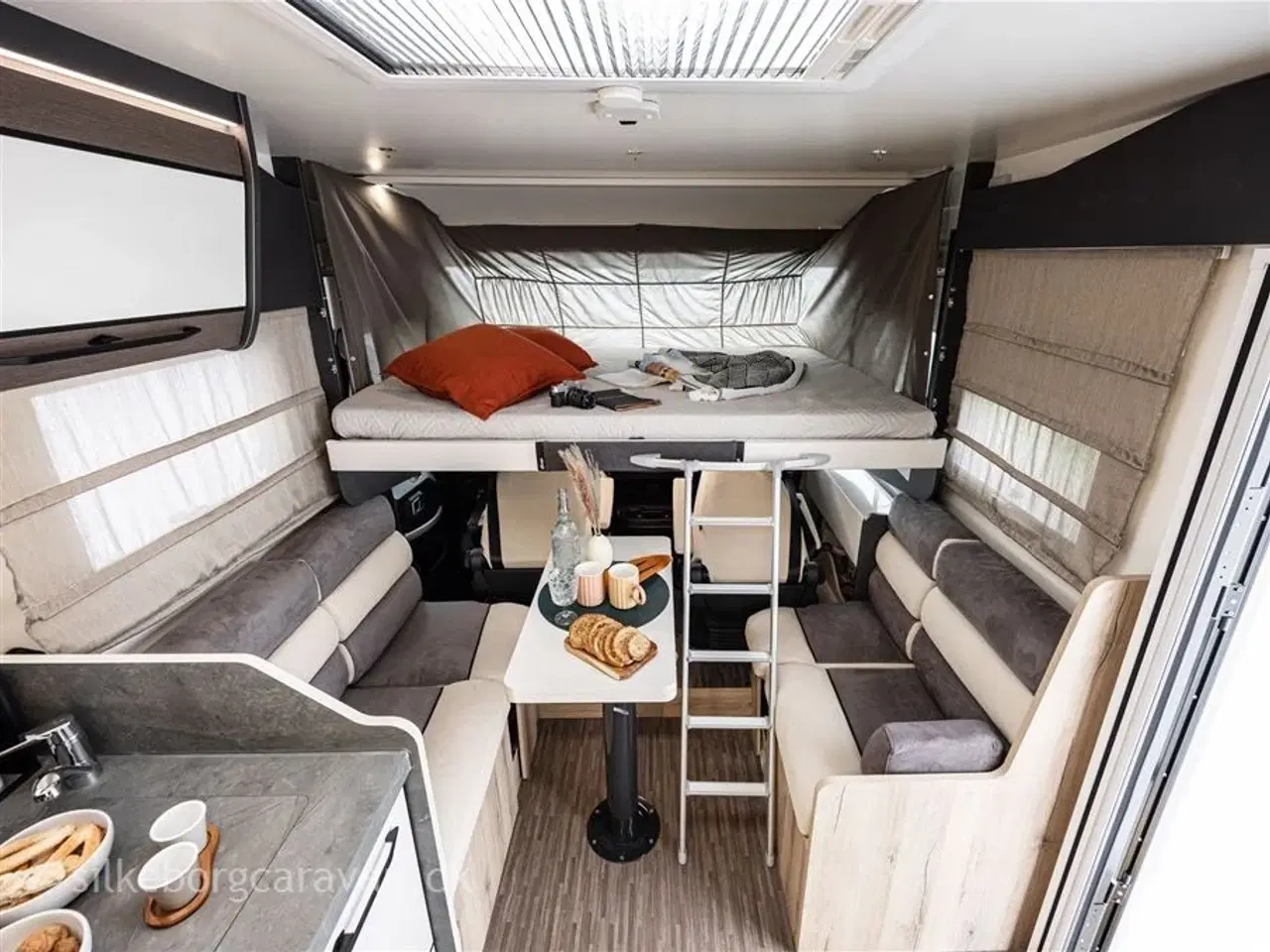 Billede 6 - 2026 - Elnagh Magnum 582